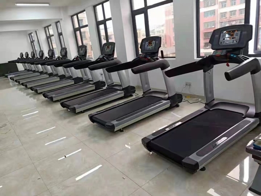 Máquina de esteira de aço de tração elétrica de largura de 45-47 cm para equipamentos de fitness comerciais