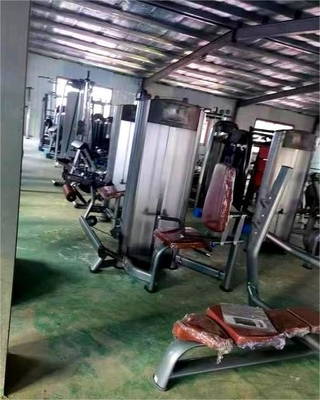 Home Exercícios Comerciais Equipamento de fitness ajustável para pressão de panturrilha e extensões de pernas