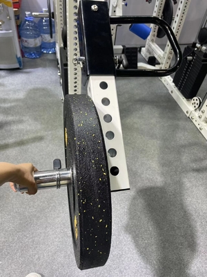 Experimente os benefícios do treinador de fitness multifuncional para treinamento de pernas em casa