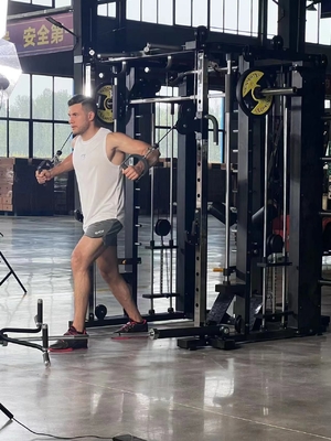 Funcional Treinador Pressão de pernas Multifunção Power Rack Smith Machine 2200 * 1500 * 2200 MM