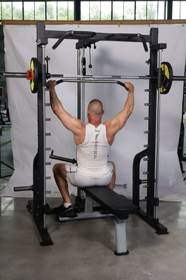 Máquina Unisex Befreeman Smith 1300*2010*2110mm Equipamento de fitness personalizado para casa