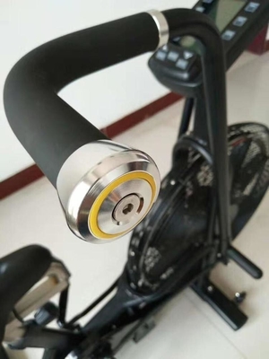 Treinamento Cardiológico Intenso com Befreeman Commercial Air Bike em Gary/vermelho/preto/amarelo