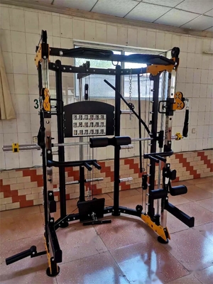 1730*2010*2230mm Equipamento de ginástica Commercial Multi Trainer Quadrado Rack Smith máquina Power Rack