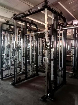 Equipamento de exercícios de fisiculturismo Cage Squat Rack com cabos multifunção Crossover