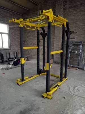 Equipamento de fitness para exercícios musculares