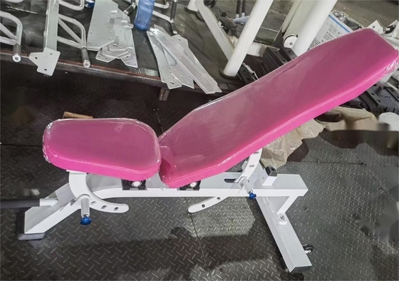 Equipamento de treinamento de peso por cabo interior com banco de ginástica de metal super ajustável dobrável