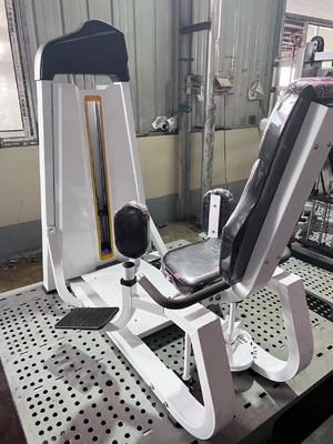 Equipamento de exercício físico com alfinete de assento ajustável para o treino de abdução de coxas e quadris