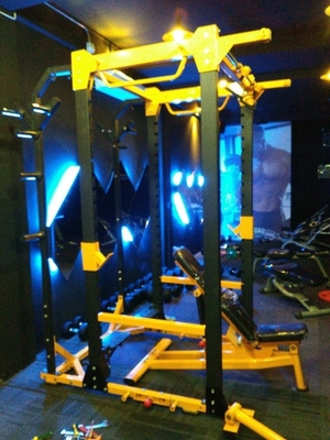 Befreeman Gym Fitness Equipment 2020*1660*2310 mm Squat Rack para Exercício Multifuncional