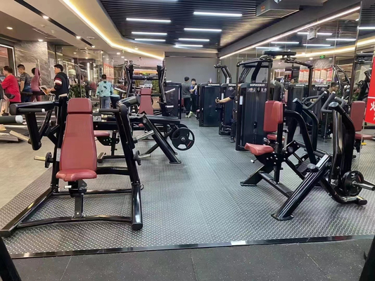 Equipamento de ginástica para treinamento de força comercial