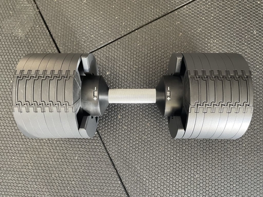 Obtenha braços mais fortes com o conjunto de exercícios de peso livre para homens com halteres ajustáveis