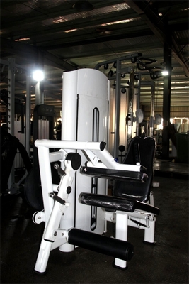 1500*1300*1750mm Equipamento de fitness Comercial Pin Load Body Building Trainer para ginásio