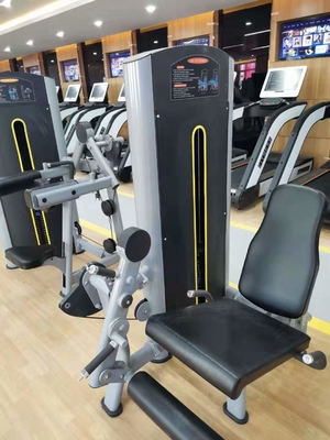 Máquina de extensão de pernas sentada ajustável para exercícios de fortalecimento de quadríceps