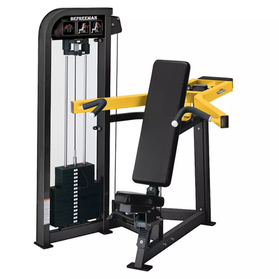 Máquina de ginástica em casa de carga média para exercícios de pressão no ombro usando o corpo de exercícios de fitness