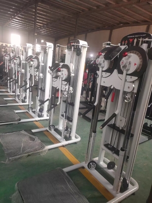 Equipamento de ginástica multifunção para extensão do ombro e elevação lateral em pé